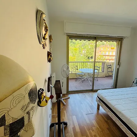 T2 - Garage - Proche Centre & Menton