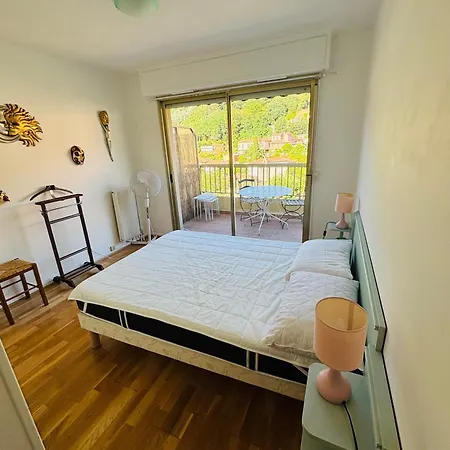 T2 - Garage - Proche Centre & *